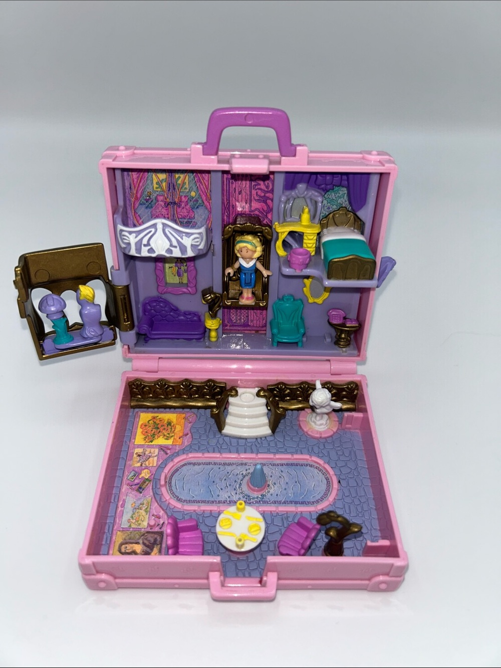 Vintage 1996 Bluebird Polly Pocket Polly in Paris